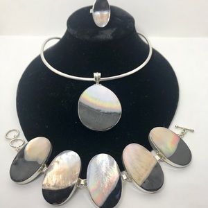 Sterling Silver 925 Mother of Pearl Pendant